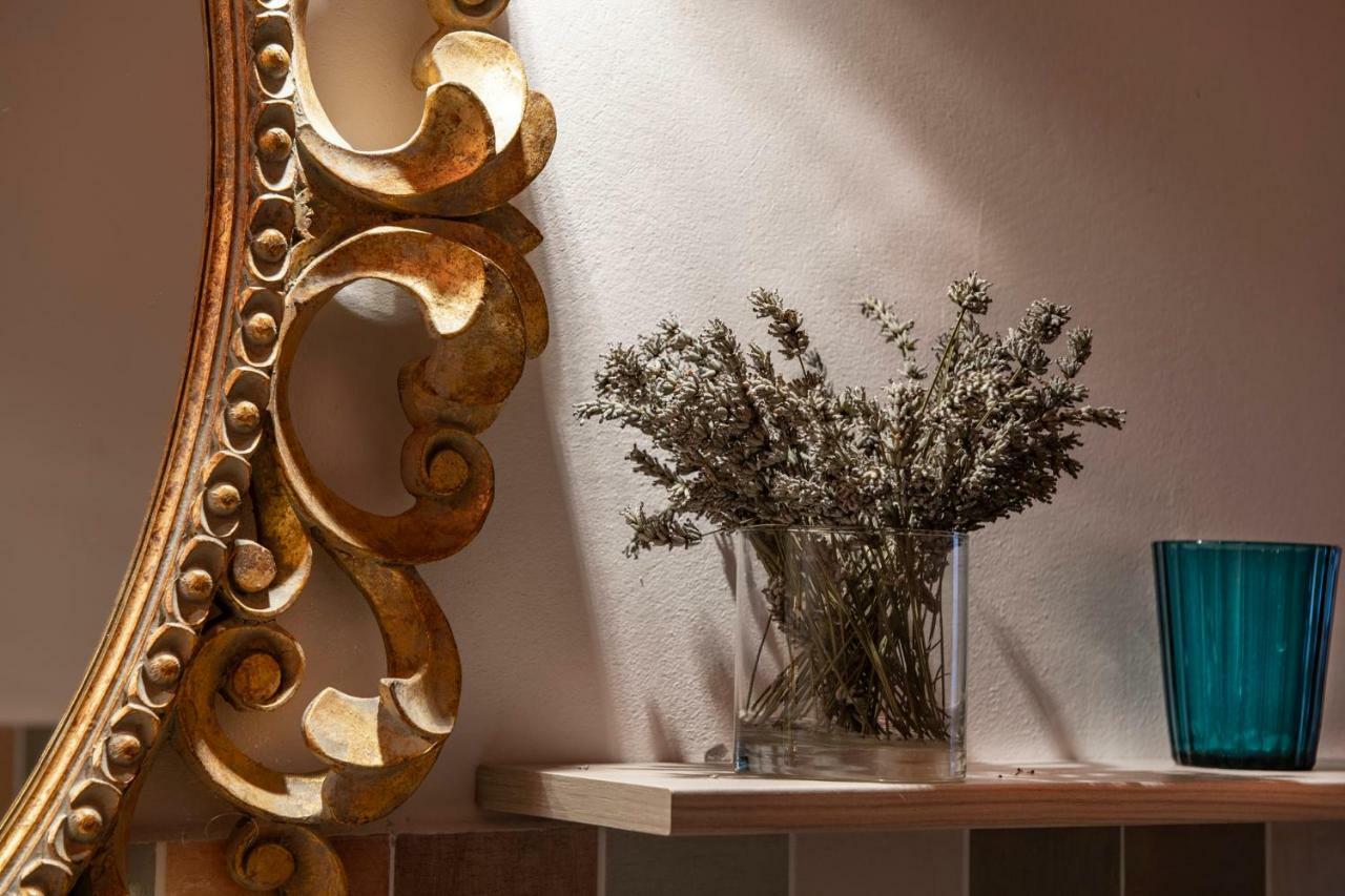 La Casina Di Pia Apartment Montieri Bagian luar foto